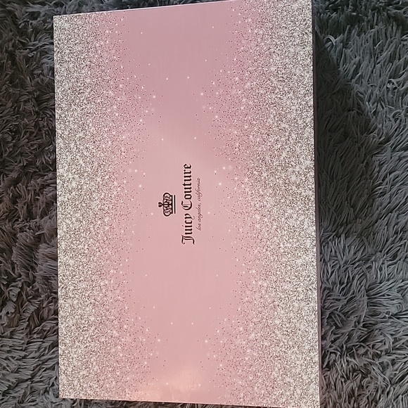 Juicy Couture Mommy and Me Light Pink 2Pc purses - Picture 6 of 8